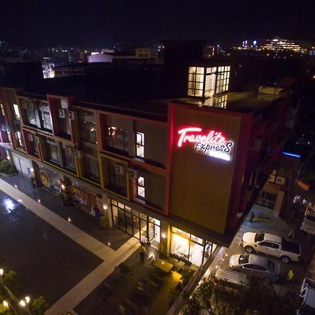 Travelite Express Hotel Багио Экстерьер фото